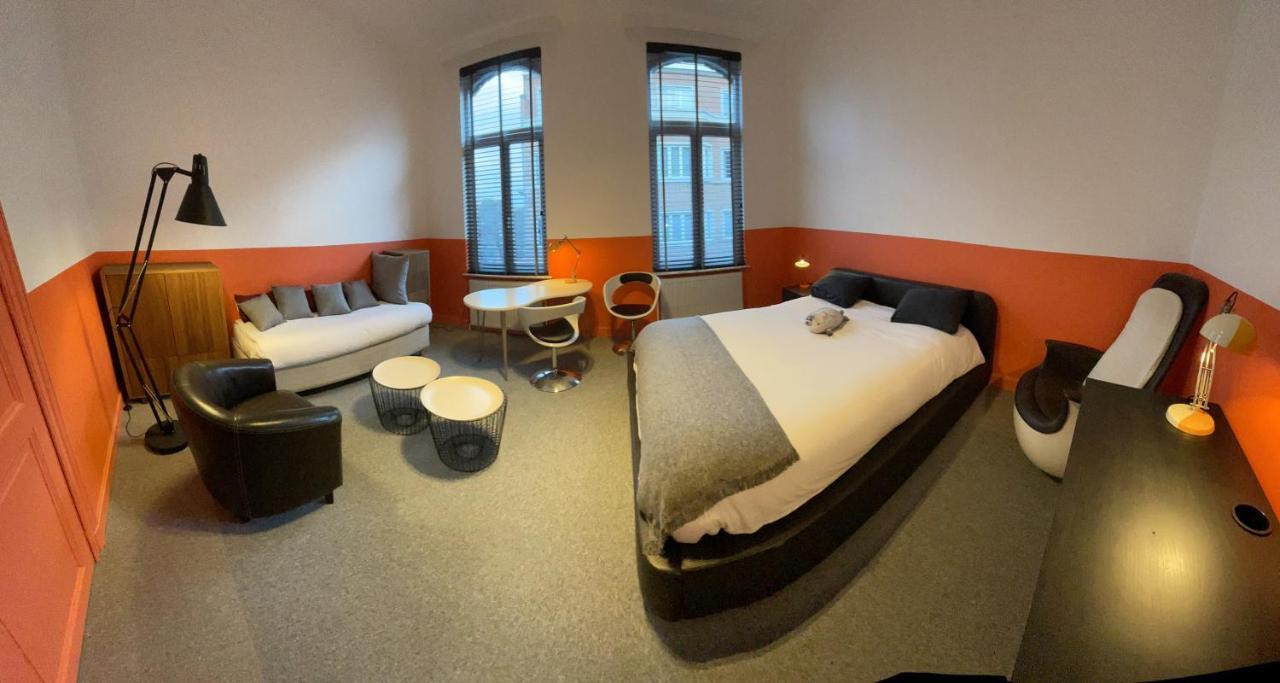 Le Village D'Ezra Anderlecht Exterior foto